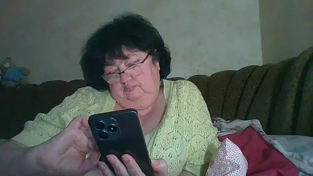 MilaSky5303's cam snapshot