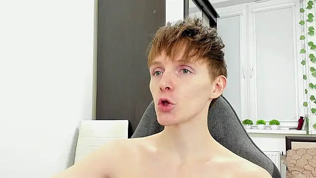 Ginger_Ethan's cam snapshot