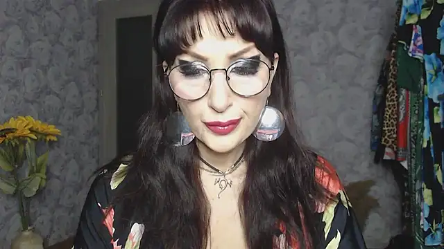 Aziza1's cam snapshot