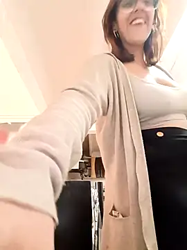 Jade_1-9's cam snapshot