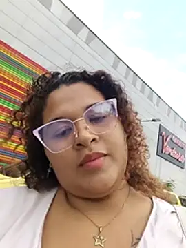 AdinaSkaly's cam snapshot