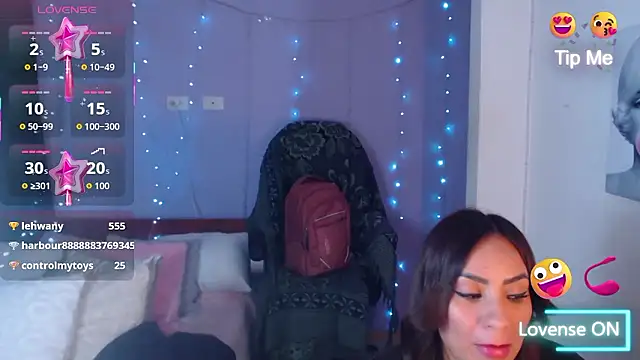 Paulina_627's cam snapshot