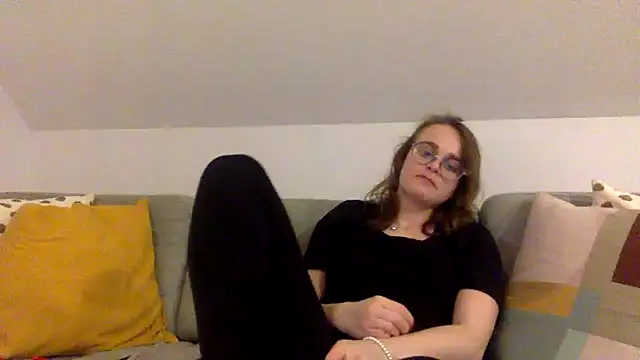 norafack33's cam snapshot