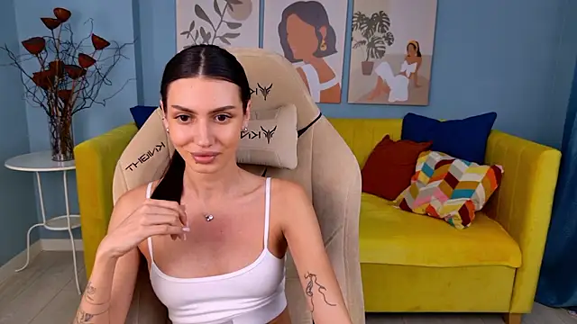 BellaMell's cam snapshot