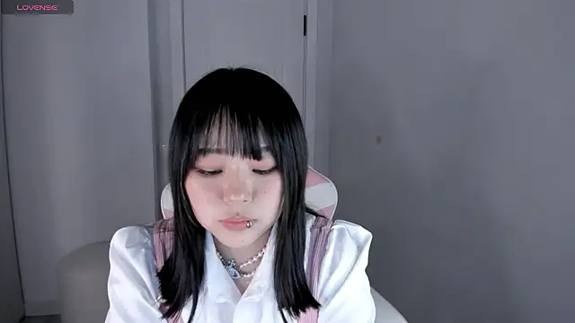 hee_young11's cam snapshot