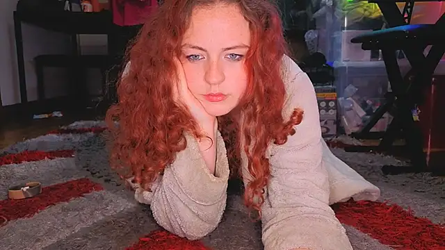 ENGLISHEMILY_69's cam snapshot