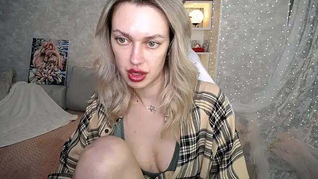 NickyAdamidi's cam snapshot