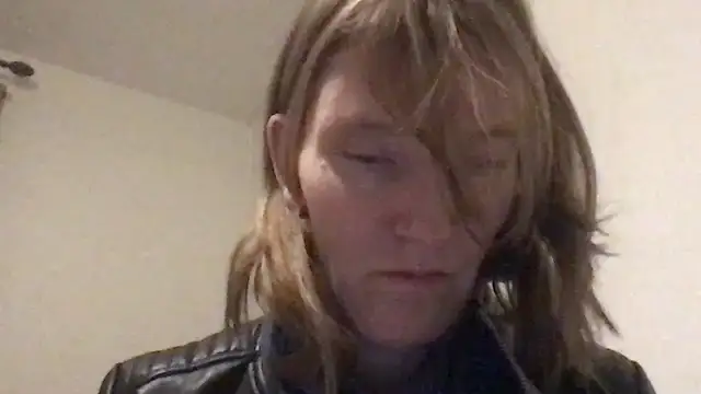 MeluaMauritius's cam snapshot