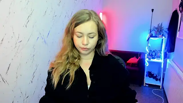 holly_xglam's cam snapshot