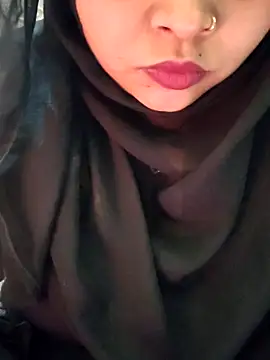 Indian-Nazia's cam snapshot