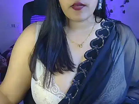 elegant_elina's cam snapshot