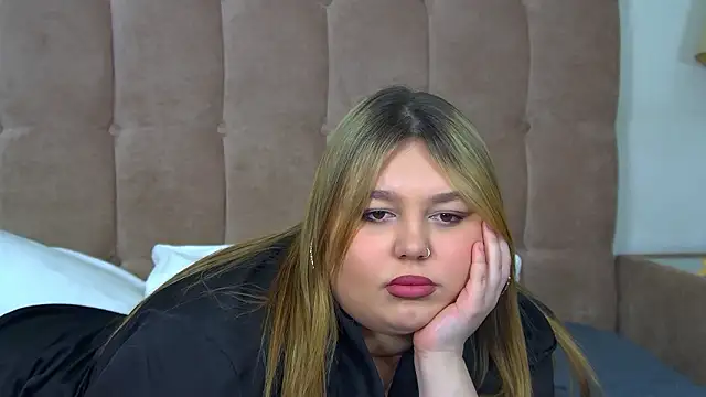 LillianKim's cam snapshot