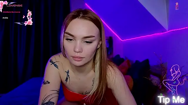 KitsyMoore's cam snapshot