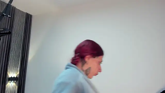 selene_red_'s cam snapshot