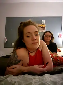 AndHerXO's cam snapshot