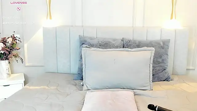 victoria_bourne's cam snapshot