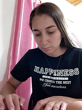 Iris_love18's cam snapshot