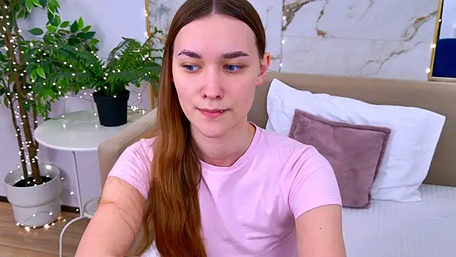 AmadaReine's cam snapshot