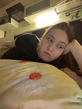 Charming_hamster_'s cam snapshot