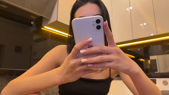 BlackFox_V's cam snapshot