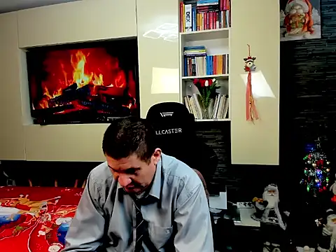 SpartacusDaddy48's cam snapshot