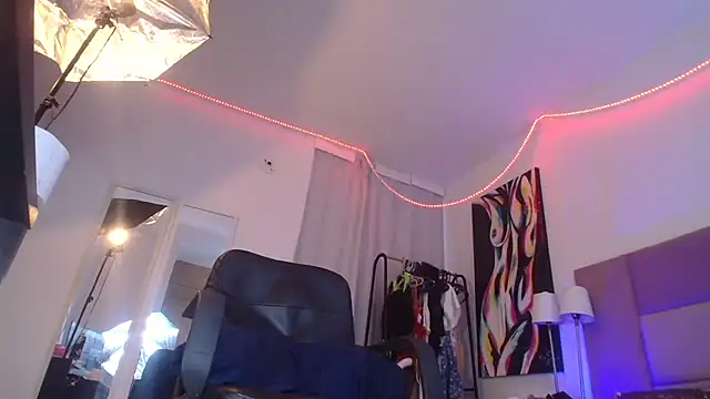 lizzy_squirt's cam snapshot