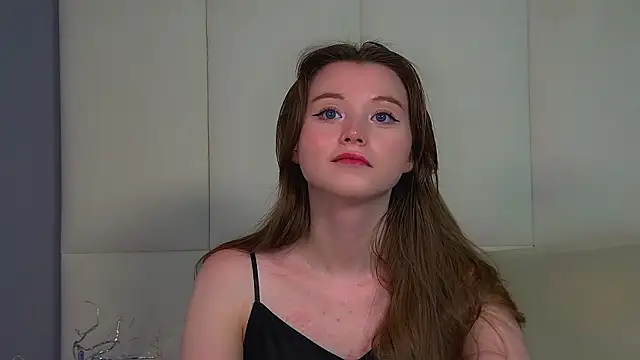 KeiraAsti's cam snapshot