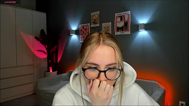 Aurelia_Voss's cam snapshot