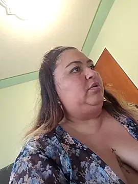 curvy_diva_'s cam snapshot