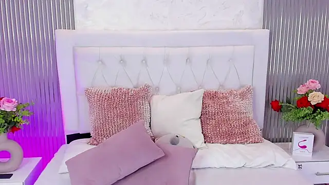 MelodySweetHoney's cam snapshot