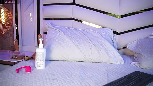 luciana_agudelo's cam snapshot