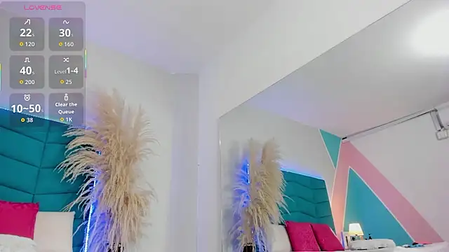 _victoria_collins_'s cam snapshot