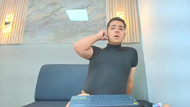 Erick_craig's cam snapshot