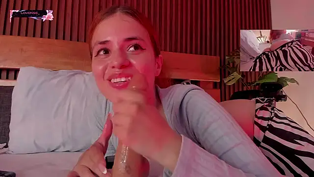 alliss_ginger_ live sex cam