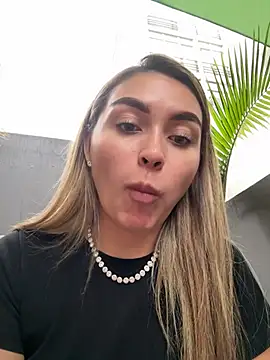 emma_oxford live sex cam