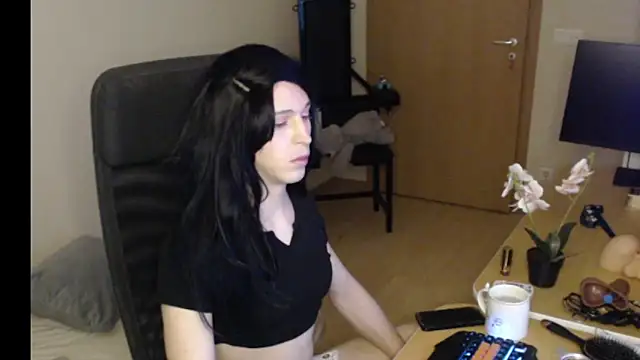 Pearl_Inferno live sex cam