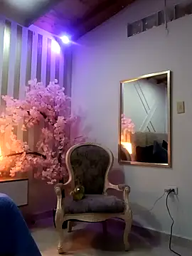 ashley__foxx_'s cam snapshot