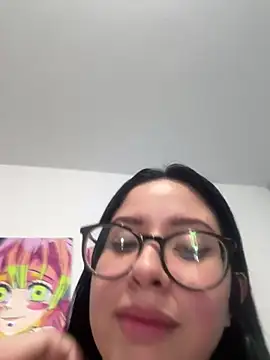 lucy_grey25's cam snapshot