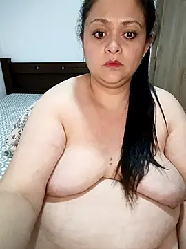 Julietta_1602's cam snapshot