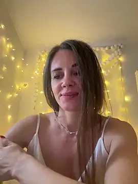 LucieMack's cam snapshot