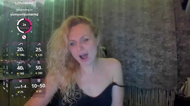 LanaLight_x's cam snapshot