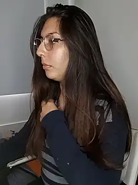 Nikolth_4 live sex cam