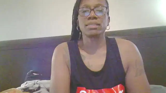 SweetParadise00's cam snapshot