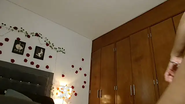 3littleschoolteens's cam snapshot