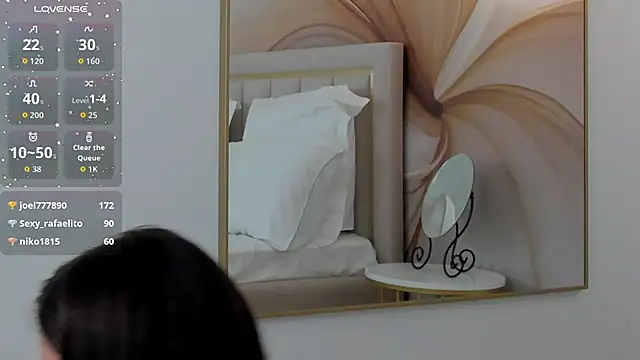 milaleoneli's cam snapshot