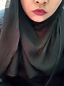 Indian-Nazia's cam snapshot