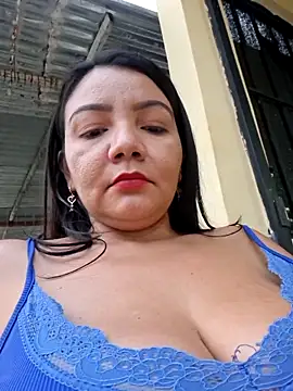 room_24funn's cam snapshot