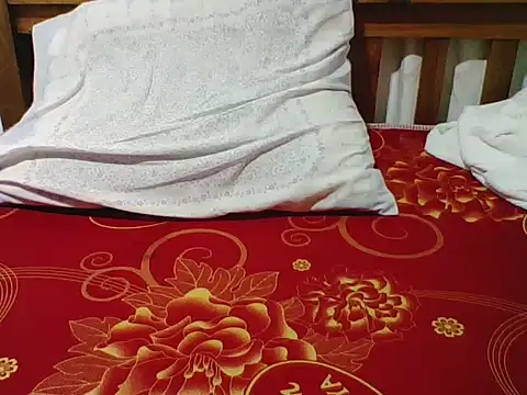 Hotwife8's cam snapshot