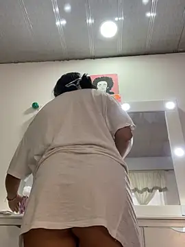 Marianahb-e's cam snapshot