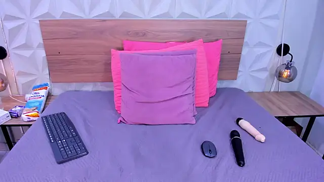 Stacey_white_'s cam snapshot